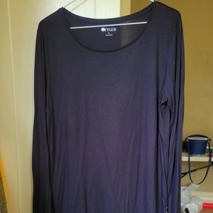 Black long sleeve lightweight sweater